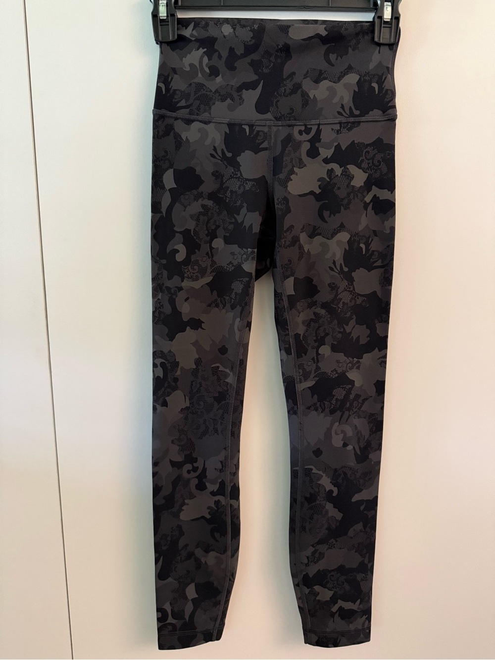 lululemon athletica Women's High-Rise Gray Camo Leggings